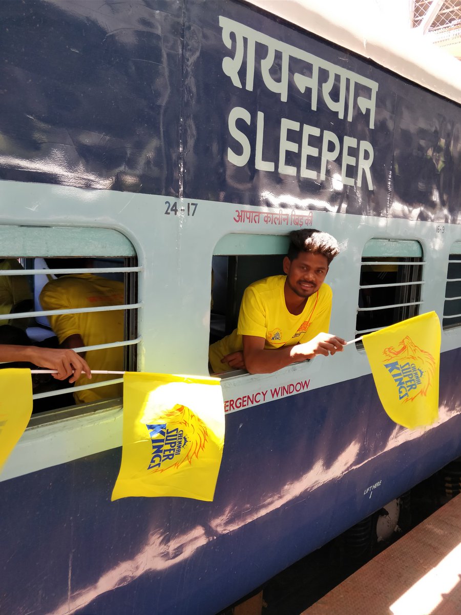 ChennaiIPL's tweet photo. #Yellove Touchdown! #WhistlePoduExpress #WhistlePodu https://t.co/zQlynsZtUj