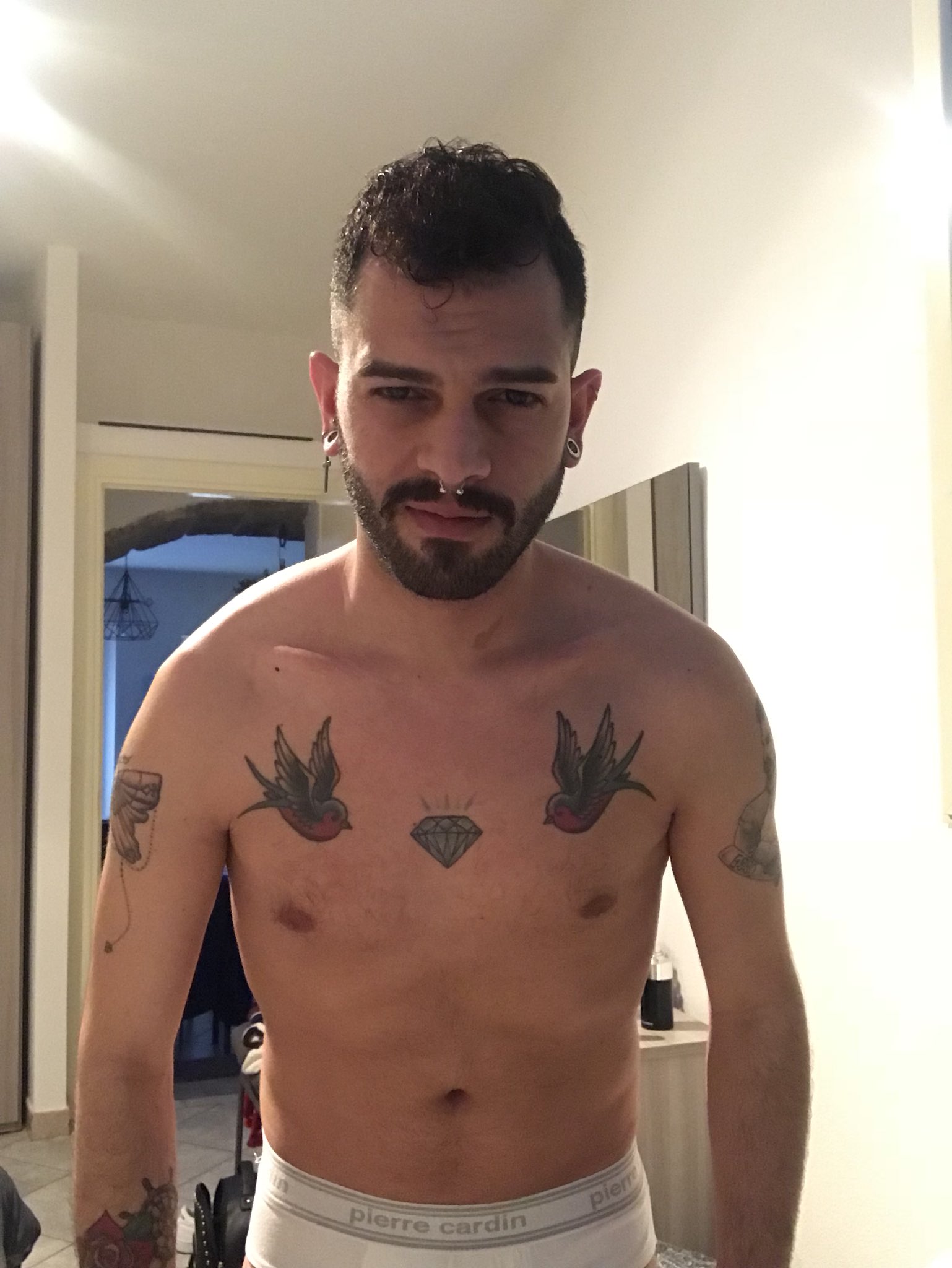 ✞ gi 🐻🌈 on X: #goodmorning #guys #boy #man #gay #bearded  t.cokLfbxOpowb  X