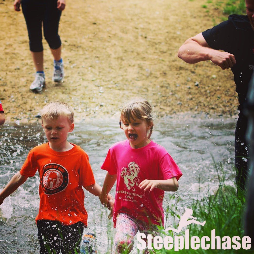 steeplechaserun's tweet photo. #FlashbackFriday to last yearβs first #kidsβ Colts race at The Derby! Sign up your little ones at https://t.co/EAdXJXwYhE ππΌ #runjumpscramble #friyay https://t.co/8sbNTvW4FN