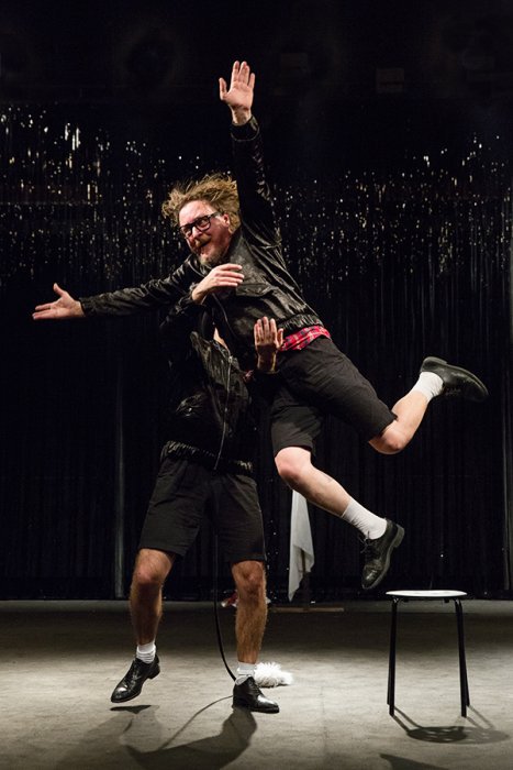 Le favole come non ve le hanno mai raccontate!
#Pinocchio▪#Cenerentola | #JoëlPommerat▪#FabrizioArcuri
19-21 aprile #Genova <a href="/teatro_tosse/">teatro della tosse</a>
22 aprile #Firenze <a href="/TeatroFlorida/">Cantiere Florida</a>
24-29 aprile #Roma #TeatroIndia <a href="/teatrodiroma/">Teatro di Roma</a>