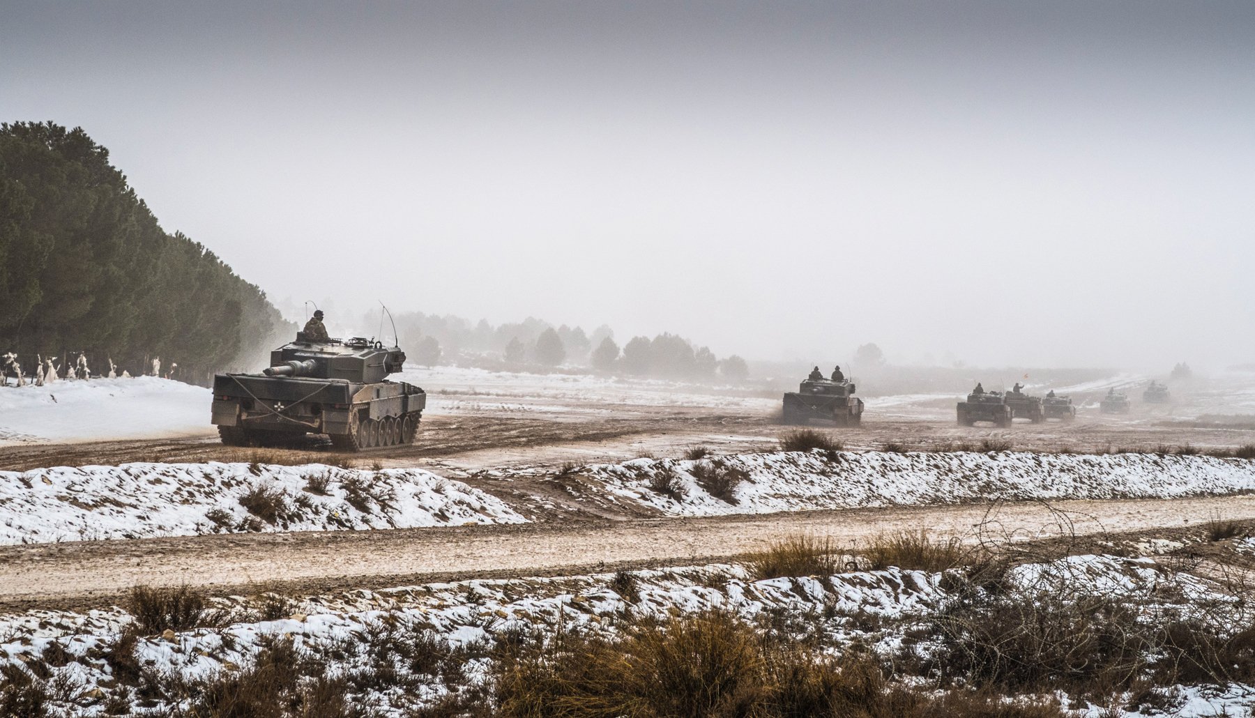 DbNNms6W4AIpILT.jpg:large