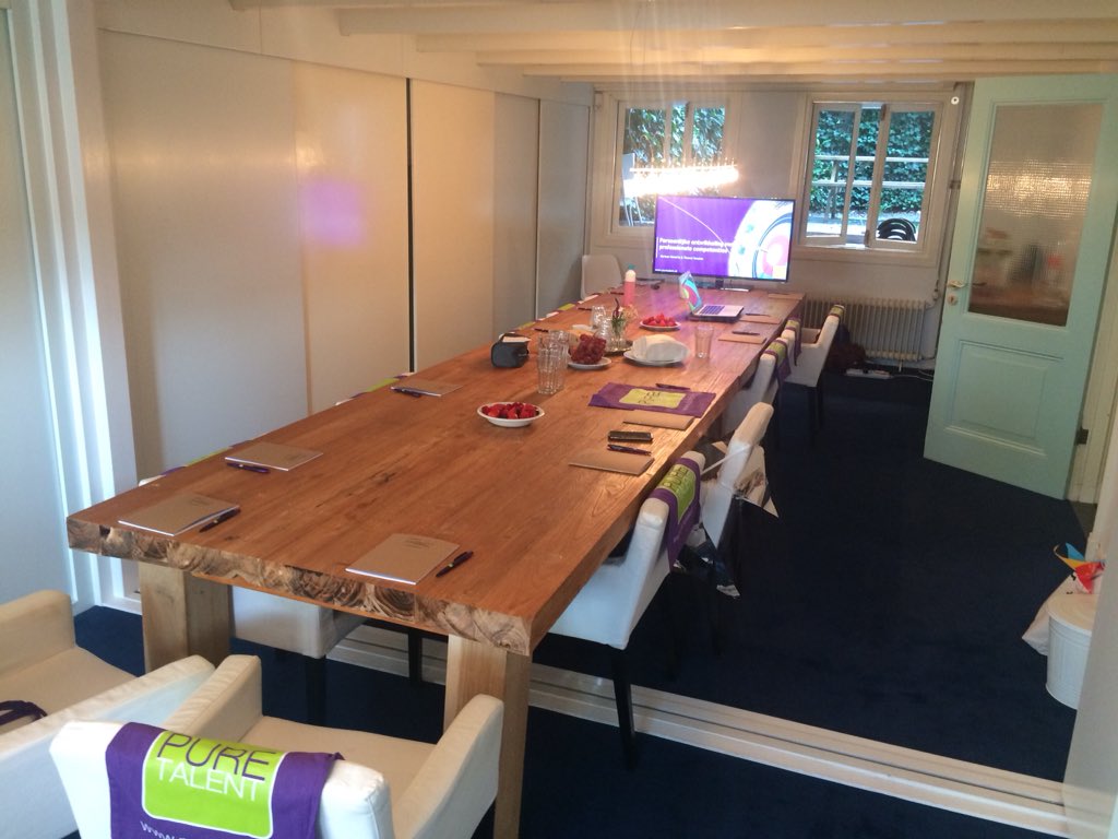 ThomasVencken's tweet photo. Ready for #takeoff met @marleenklerks @puretalentnl https://t.co/ujrMGzPglB