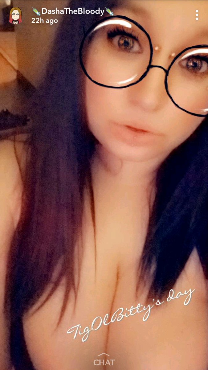 Diesel933's tweet photo. Show dashathebloody some birthday love on snapchat. Shes sexy busty and a good time #busty_babydoll #birthdaygirls #sexyaf #curvybarbie #bbwpromotion https://t.co/haWlWI1daj