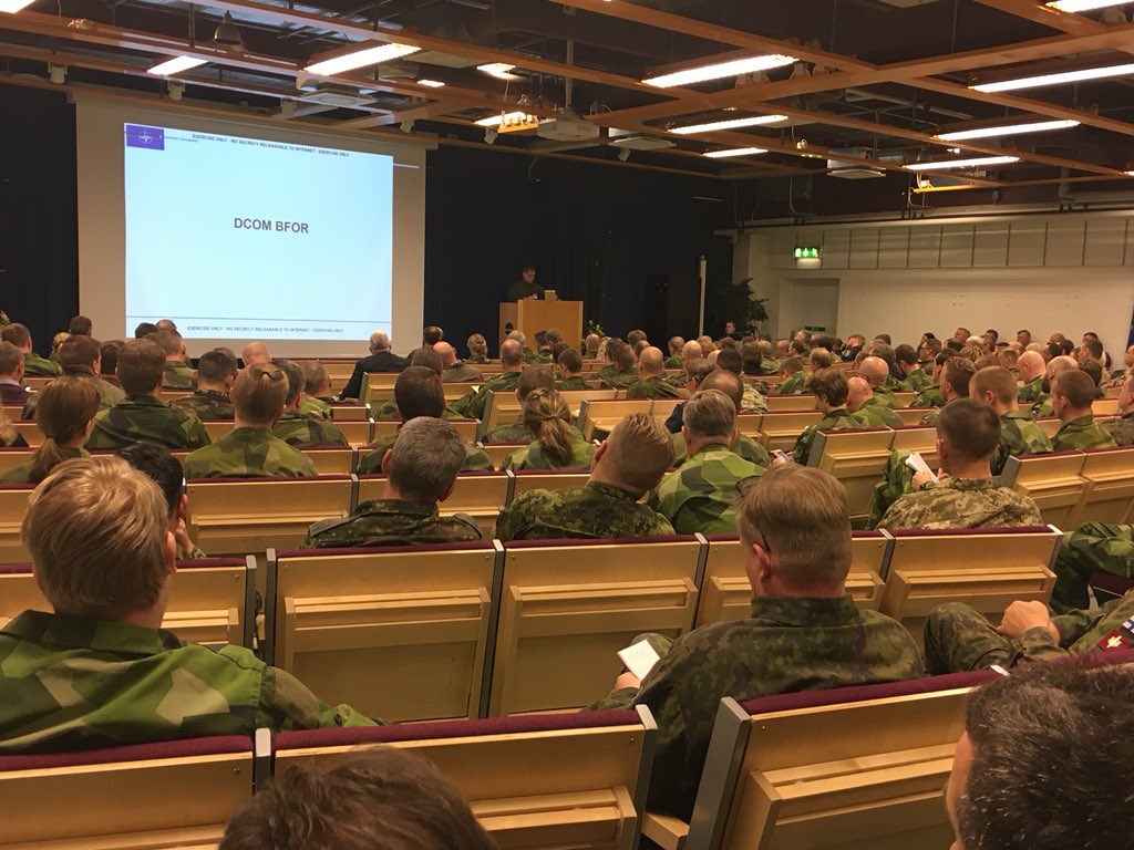 JirlindG's tweet photo. Dag 2 i övingen #viking18. CUB avklarad och nu rullar scenariot i full fart. #bogaland blir sakta men säkert lite bättre och säkrare. #svfm #fba https://t.co/OO9l4r4D5M