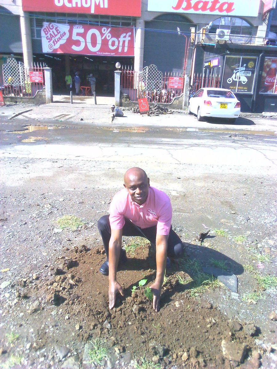 seremrays's tweet photo. Why not plant a tree for a better environment
#UchumiNgongHyper
#MakeNairobiBloomAgain
@UchumiKenya @Uchumi_COO @Uchumi_CEO @ENMwakima @MikeSonko @VINCENTAROSI @mtalamiii @anniekama @mamuhando @Eddielighteous1 @MKoundah @benkimisa @Nichonasri @BeatriceSoin @UKenyatta https://t.co/cq1sUifa3K