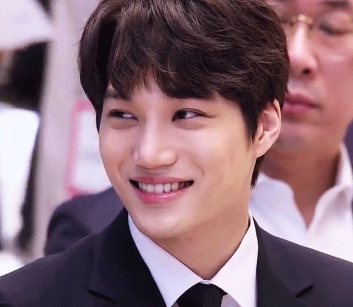 kimleeplay's tweet photo. "หยุดล้อเราเรื่องกลัวพลุได้แล้ว!"
"ก็ได้ ^______^"
"หยุดยิ้มเดี๋ยวนี้ด้วย!"
"แค่ยิ้มก็ไม่ได้เหรอ.."
"ไม่ได้! ทำไมต้องชอบแกล้งเรานัก"
"ไม่ได้ชอบแกล้งสักหน่อย.."
"..."
"ชอบเธอต่างหาก" https://t.co/QYqmrrGRj2