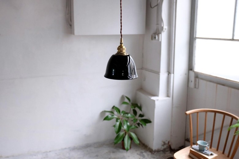 NostalgiaLights's tweet photo. A beautiful look that you can get using the Nostalgia Lights Miniature Bell, our little pearl can be found here https://t.co/FyeZMvA3bV https://t.co/j0Tp8gi30o