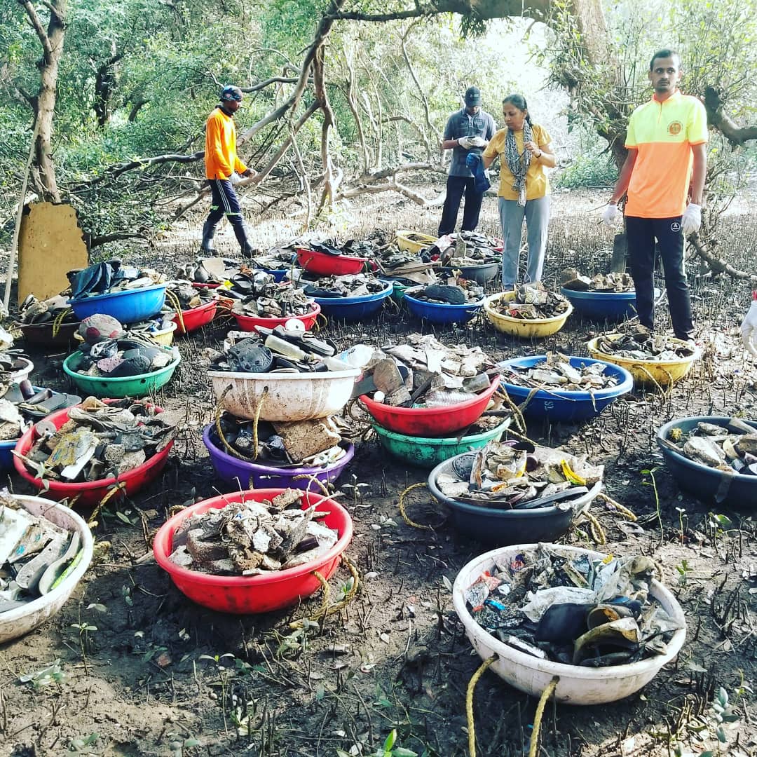 AfrozShah1's tweet photo. Week 131 - Marine Debris Schedule. #BeatPollution.

1. Saturday - 21st April 2018
    Mangrove Cleanup
    8.00 to 9.30 am
    Sagar Kutir wadi entrance.

2. Sunday - 22nd April 2018
    Beach Cleanup
    7.30  to 9 am
    Versova Jetty Beach .

    Please join . https://t.co/le7PwTpavT