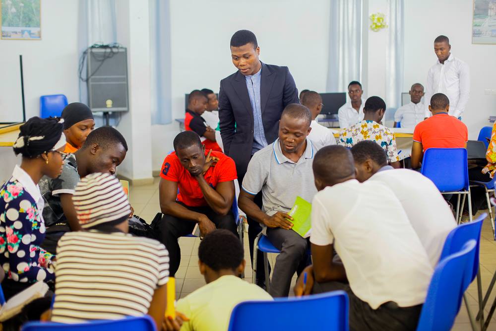 UNV_ROWCA's tweet photo. UNV In #CotedIvoire is helping build capacity of #young people through promoting volunteering, training on ICT &amp; #entrepreneurship together with #Microsoft, @AIESEC &amp; @UNESCO➡️ https://t.co/JAHqGMAUE2
#ICT+#Youth = Power to change the future💪🇺🇳  #SDGs @UNYouthEnvoy https://t.co/9RE8dCa8Nd