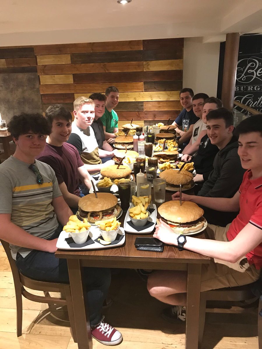 thebeargrill's tweet photo. 13 fails from earlier this week 🍔🐻 #TheBearGrill #BeMoreBear #Stafford #WDYT #ManVsBear #BearWon #FoodChallenge #BurgerChallenge https://t.co/DJv2FirBMi