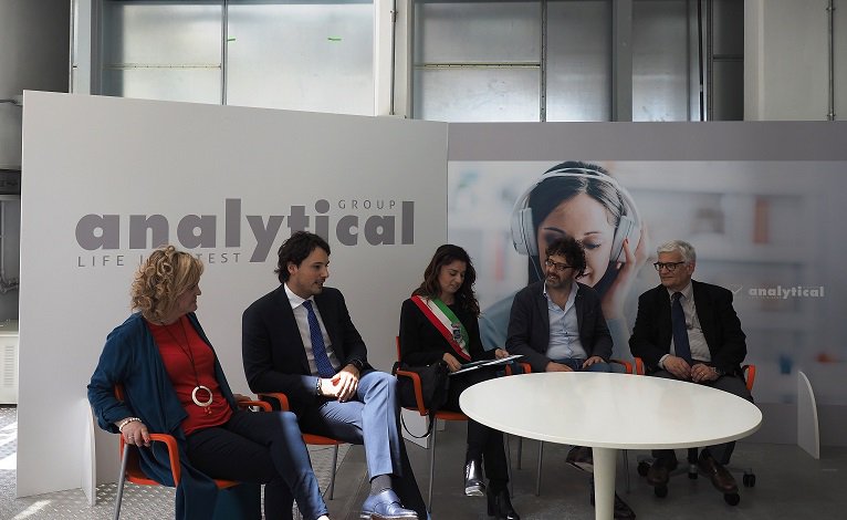 Il Polo Tecnologico Navacchio diventa «un punto di riferimento per tutto il centro-sud nell'ambito testing e certificazione» grazie alla sinergia tra #AnalyticalGroup  e <a href="/Cubitlab/">Cubit</a> 
La rassegna stampa in continuo aggiornamento.
bit.ly/RS200418