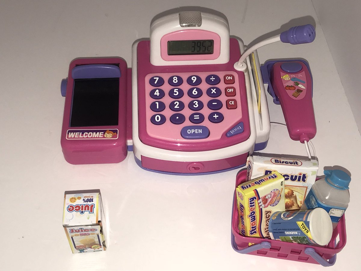Margaretkh76's tweet photo. #CifToys #amazonproduct #ad #pretendtoys
I got this toy cash register for my three-year-old daughter. https://t.co/lulInVYWIK