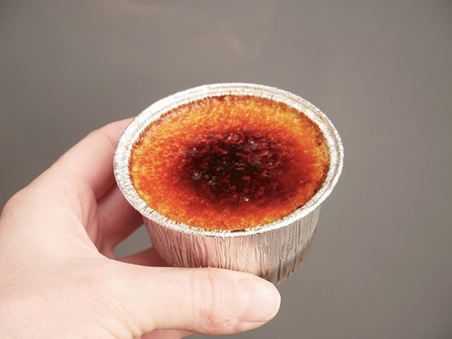 TheCremaCaravan's tweet photo. #Lunchgoals! We’ve got your cheeky Friday treat sorted from Midday at Platform (and takeaway too) 👌🏻
.
.
.
#Glasgow #GlasgowFoodie #Friyay #cremebrulee #burnttoorder https://t.co/99UbJ2nbvX https://t.co/kW2t1sHJcp