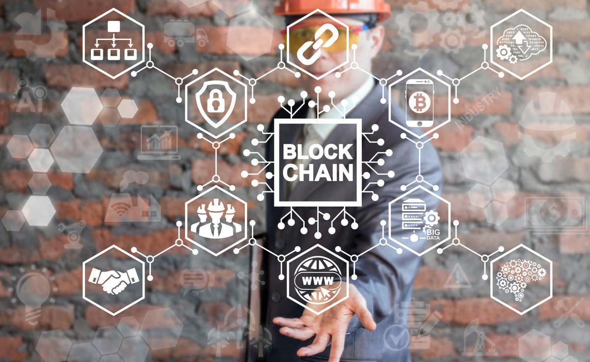 Is #blockchain de nieuwe #financiële professional? Volgens onderzoek van <a href="/OnguardHQ/">Onguard</a> denkt slechts 38 procent van de professionals dat blockchain here to stay is, maar is dat wel zo? Lees het hele artikel op <a href="/AccWeek/">AccountantWeek.nl</a> accountantweek.nl/artikel/is-blo…