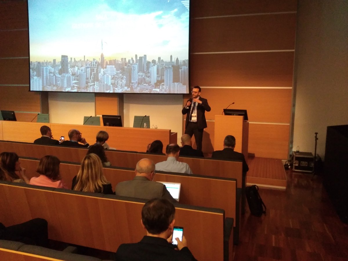 ZucchettiSpa's tweet photo. #ZucchettiMeeting continua...nella sessione parallela dedicata alla gestione del personale tutte le novità della suite HR targate Infinity 4.0 #ZmeetInfinity https://t.co/GXwMoYGl1m