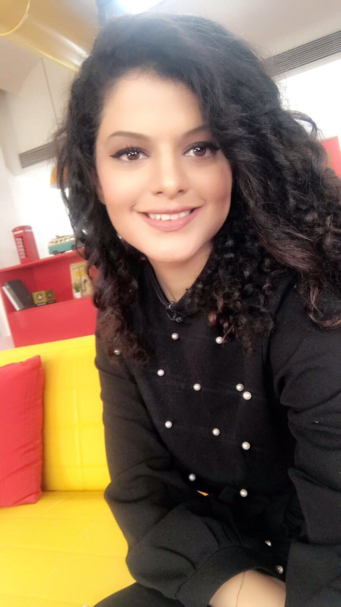 palakmuchhal3's tweet photo. Watch me announce the #MirchiTop20 Countdown this Saturday on @ZoomTV!!! https://t.co/WUpR8HDJhQ