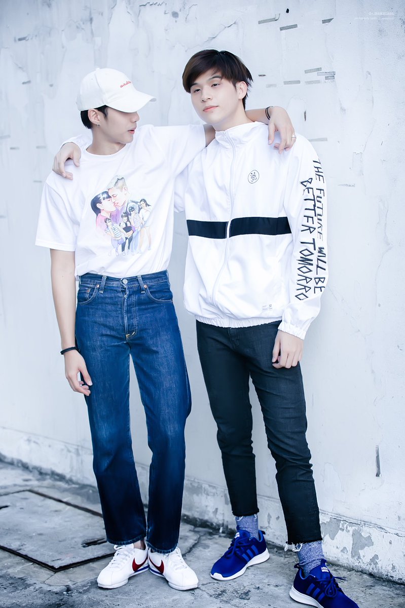 _180419_  ไม่ชิปเลย พี่ไม่ได้ชิป!!! 
.
.
<a href="/skywongraveee/">Wongravee Nateetorn</a> <a href="/bank_thiti/">Thiti Mahayotaruk</a> 
#HitZSportsDay 
#955VirginHitZ 
#VirginHitZ 
#skywongraveee 
#NadaoArtist 
 #TUsexyboy