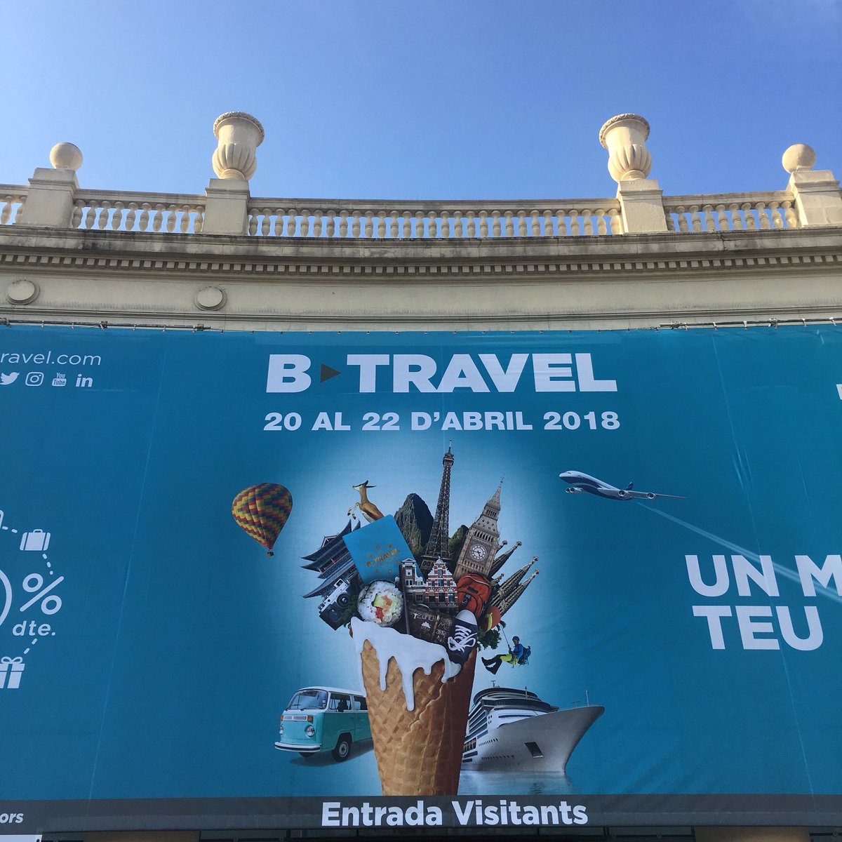 SalonBTravel's tweet photo. ¡Ya están abiertas las puertas del #BTravel y #BTravelPro! Empieza un intenso fin de semana viajero en #Barcelona. ¿Te vienes? https://t.co/ZwLbmU4nUM