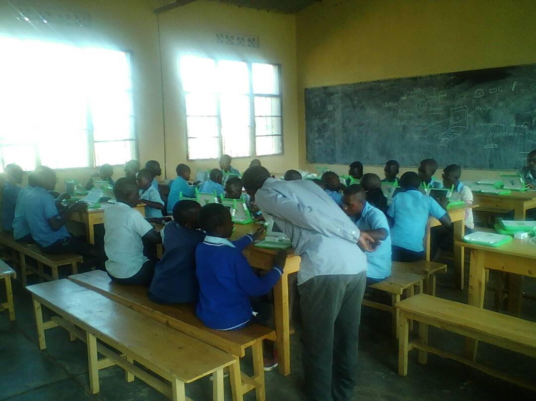 OLPC- REB/MINEDUC tweet media