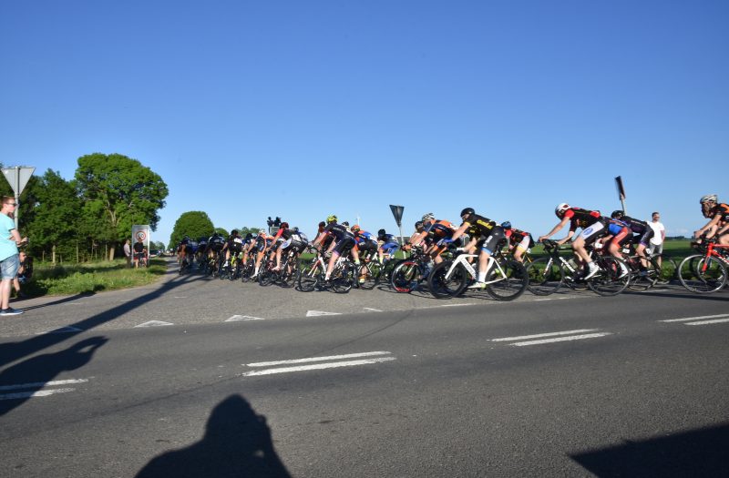 Fiets gaat koersen in de Meertour.

fiets.nl/2018/04/20/fie…