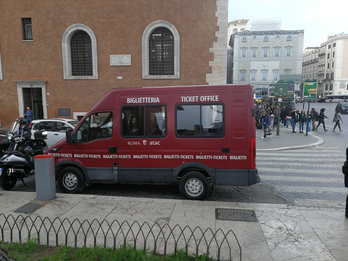 Roma Risponde ! Roma c'è! tweet media