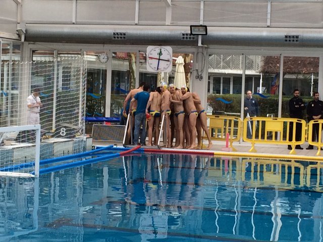 realcanoe's tweet photo. El @realcanoe recibe al @CN_Molins en el último partido de la liga #PREMMAT de #waterpolo... https://t.co/CmdHq1IUx4 #vamoscanoe https://t.co/2dd7ZNdQ2Q