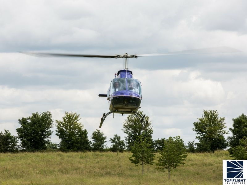 When you need to hire a helicopter for #luxury travel or a pleasure flight we offer an #efficient, discreet service to get you there in #style, safely and #comfortably. <a href="/TopFlightHeli/">TopFlight Helicopter</a> operate modern <a href="/BellFlight/">Bell</a> #helicopters. buff.ly/2GPfmVp