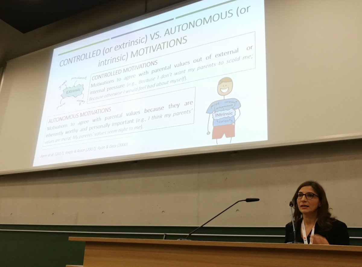 Daniela Barni: There are controlled and autonomous motivations for intergenerational value transmission in Italy.