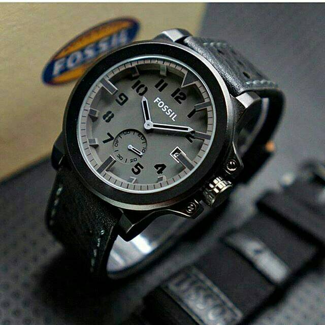 Saya menjual Fssil Jam Ta... seharga Rp200.000. Dapatkan produk ini hanya di Shopee! shopee.co.id/naomi_store/10… #ShopeeID