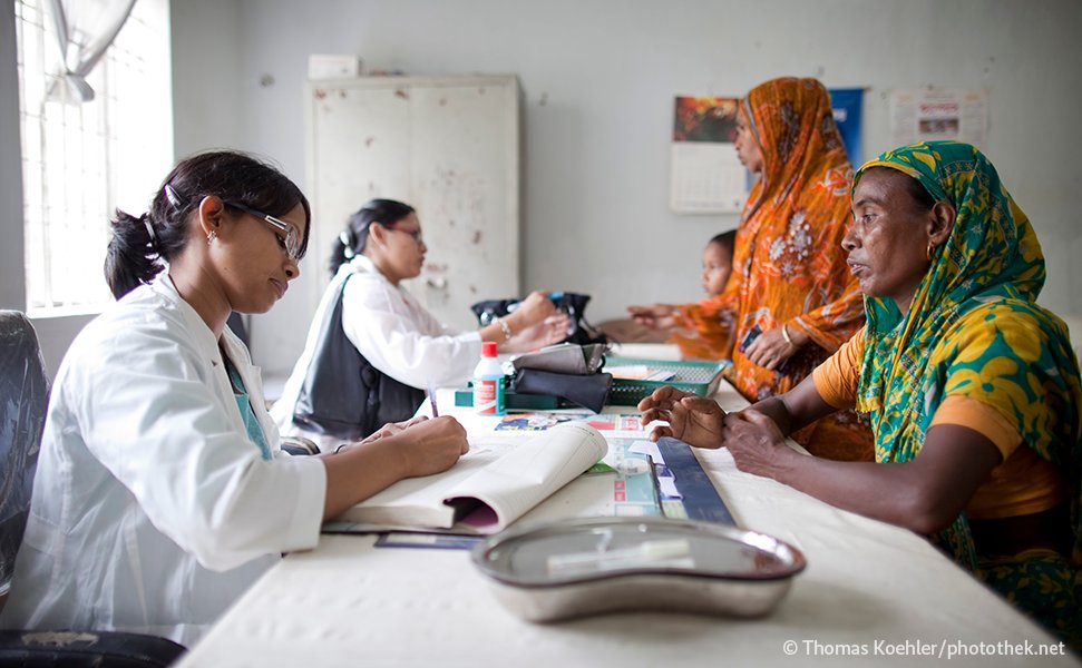 Szene aus einer Arztpraxis