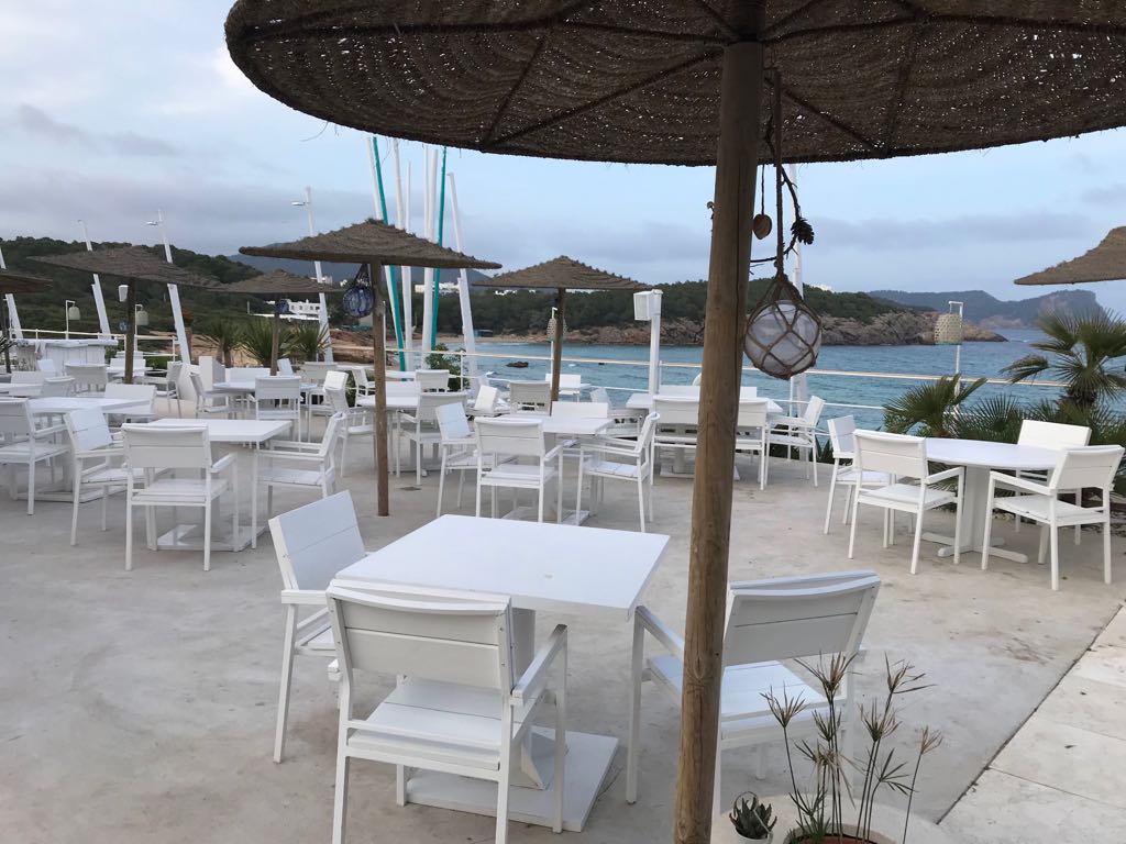 SEDBarcelona's tweet photo. A little bit more about our incentive group in the amazing #Ibiza !! @SEDBarcelona https://t.co/ixZX7oNS61