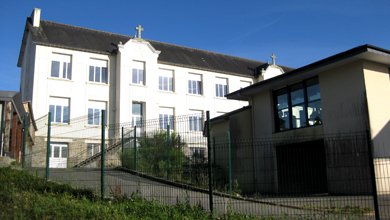 Actualité <a href="/ddec56/">EC Morbihan</a> <a href="/EnsCatho/">Enseignement catho</a> | L'école Saint-Pierre de #Gourin recherche un suppléant bilingue du 16 mai au 06 juin inclus. RT Mar Plij !