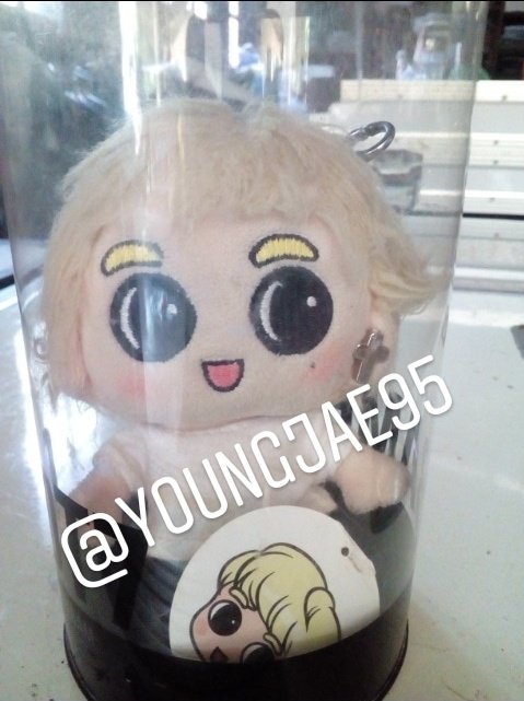 youngjae95's tweet photo. ขายค่าา ชัคกี้แบมแบม มือ2 เวอร์2 ราคา1500฿ พร้อมโอนลดอีกได้ค่ะ ของมีครบค่ะ *ขาดเสื้อกั๊กตัวนอก มีเสื้อใหม่แถมให้* ขอคนพร้อมโอนค่ะ สนใจทักมาได้เลยค่ะ #ตลาดนัดอากาเซ่ #ตลาดนัดอากาเซ #ตลาดกัซ #ขายของสะสมgot7 #ชัคกี้แบมแบม ตามหา #ชัคกี้got7 https://t.co/Y3MJmKALZp