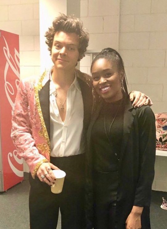 HSFRUpdates's tweet image. 📸|| Harry avec Debbie, l’autre choriste de Mabel, il y a quelques jours.