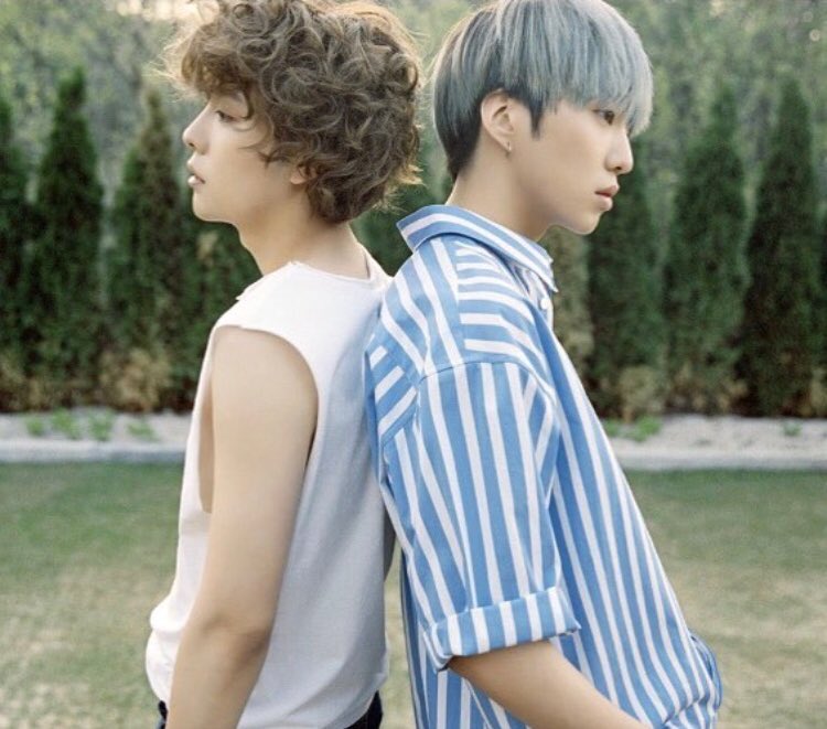 maran1025's tweet photo. BeautyPl Mag IG:
#beautypl_star✨We present you with the 1st shot of editoral spread of
#WINNER Strongest Vocal-line #JINU & #SEUNGYOON! Explosion of refreshing, youthful, vibrant energy🌲🌲
#ExplosionOfBeauty #PreorderSoldout
#WINNERSeriesContinues👻👻
https://t.co/X9TFQYLc71 https://t.co/4TfiqInPN5
