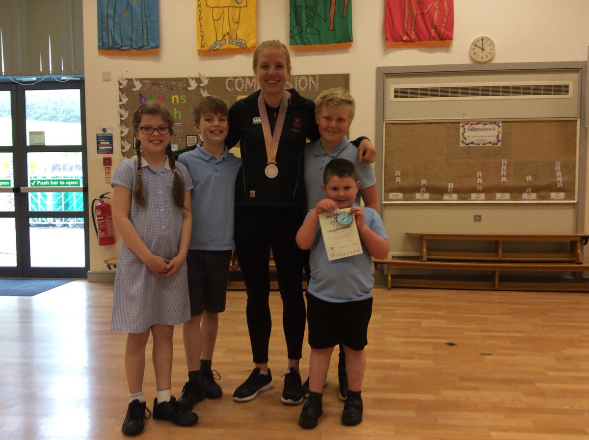 ARWPrimary's tweet photo. Celebrating sporting success & inspiring pupils to be involved in sport. Thank you Rosie Eccles Welsh Commonwealth boxing silver medalist. https://t.co/XMEtS6pUgA