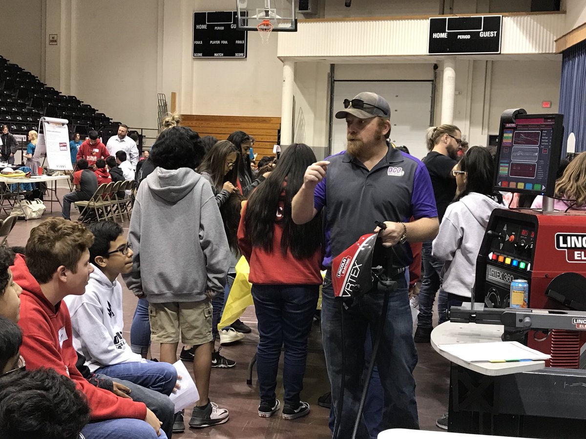 sarahmaven's tweet photo. #ccad18. Dodge City Middle School career day https://t.co/OyeVtGR6xw