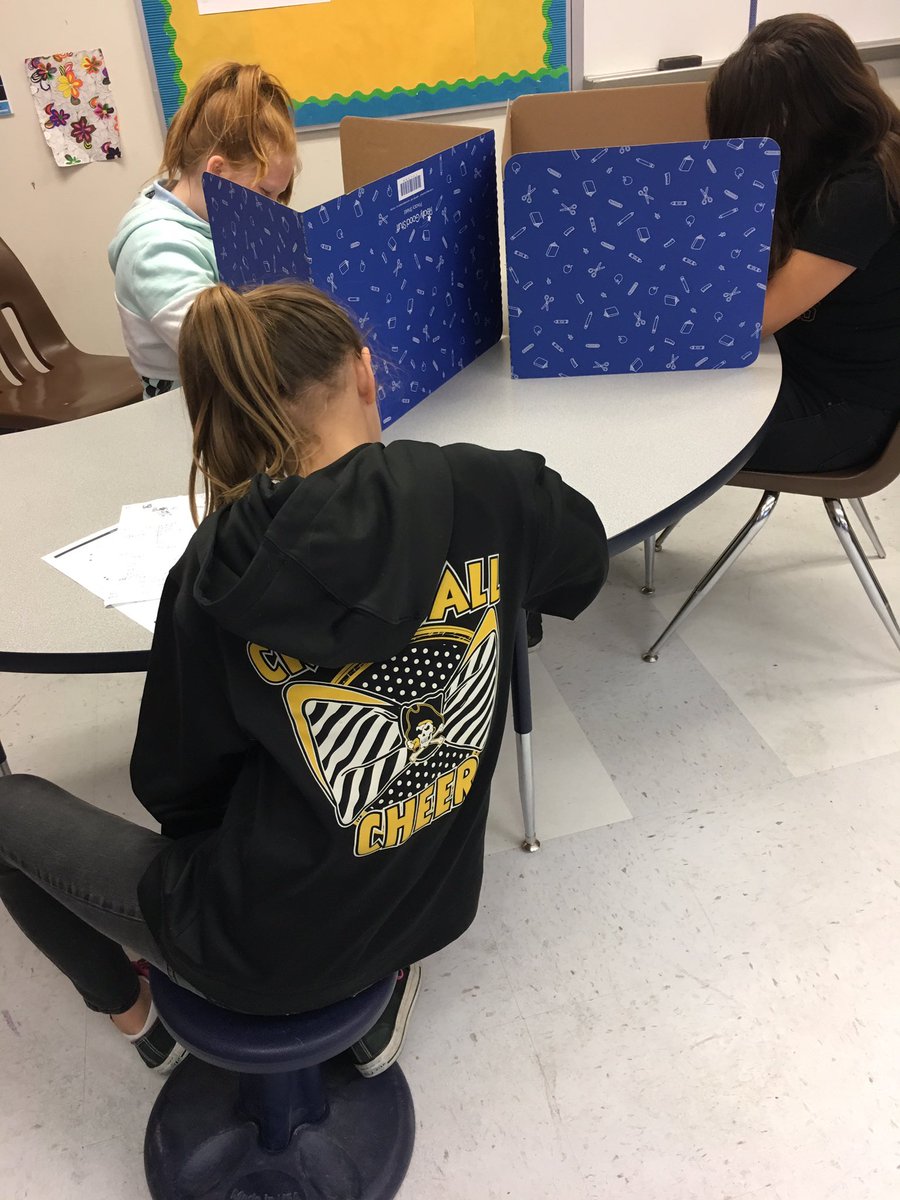 mrs_helms311's tweet photo. Flipped Classroom on checking accounts/check registers and making up tests due to illness. #wildaboutmartin #6math @CISDMartin https://t.co/5IzOu4sVKp