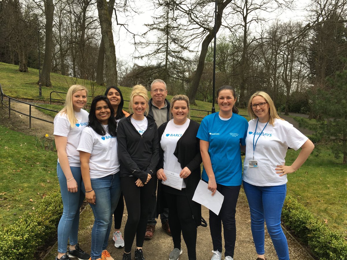 FionaRawlings7's tweet photo. Compliance team Supporting @CancerSuppScot with gardening and admin #barclays #citizenship https://t.co/JS5GovQHQQ