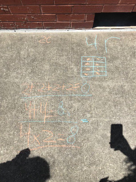 WLES_OCPS's tweet photo. Ms. Marino's class constructed their own #arrays with #repeatedaddition. Having fun while learning 😀 #LearningintheSun 🌞 #FLteaching #SidewalkChalk #ReadyforThirdGrade 💪 #math https://t.co/1z5VAtcRaQ