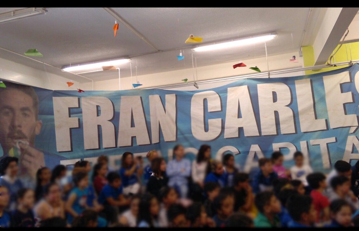 InfiernoA03's tweet photo. Queremos agradecer al Colegio Santa Teresa, no sólo por el trato recibido en el día de hoy, sino por el recuerdo que hemos compartido en memoria del eterno F Carles. Un 14 de marzo del 2016  te rodeastes de niños del colegio y dos años después tu memoria sigue rodeada por ellos. https://t.co/VBpGf4bFbA