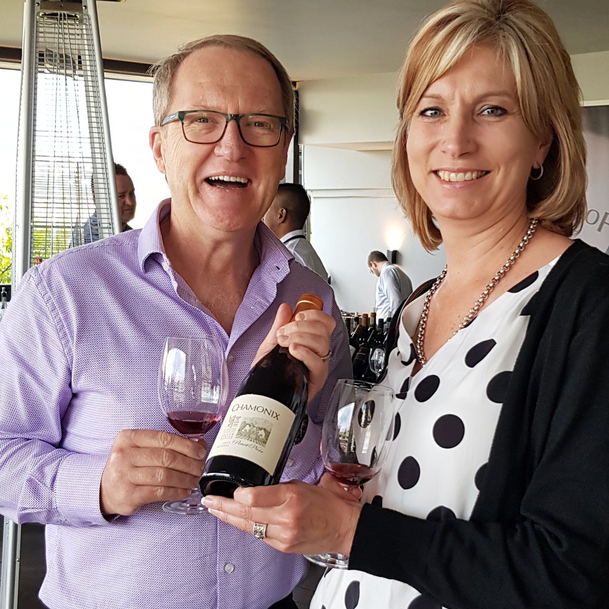 TheDrinksCoJozi's tweet photo. One can't help but SMILE when sipping on @ChamonixWine Pinot Noir Reserve! @capeeshbrooklyn
@fwfest.
#aboutlastnight #chamonix #capeesh #restaurant #wine #vino #vin #wineoclock #justwine #lovewine #wein #wino #finewine #smiles #winedown #drinkup #winenot #cheers #thedrinkscojozi https://t.co/zPBHNiQWA7