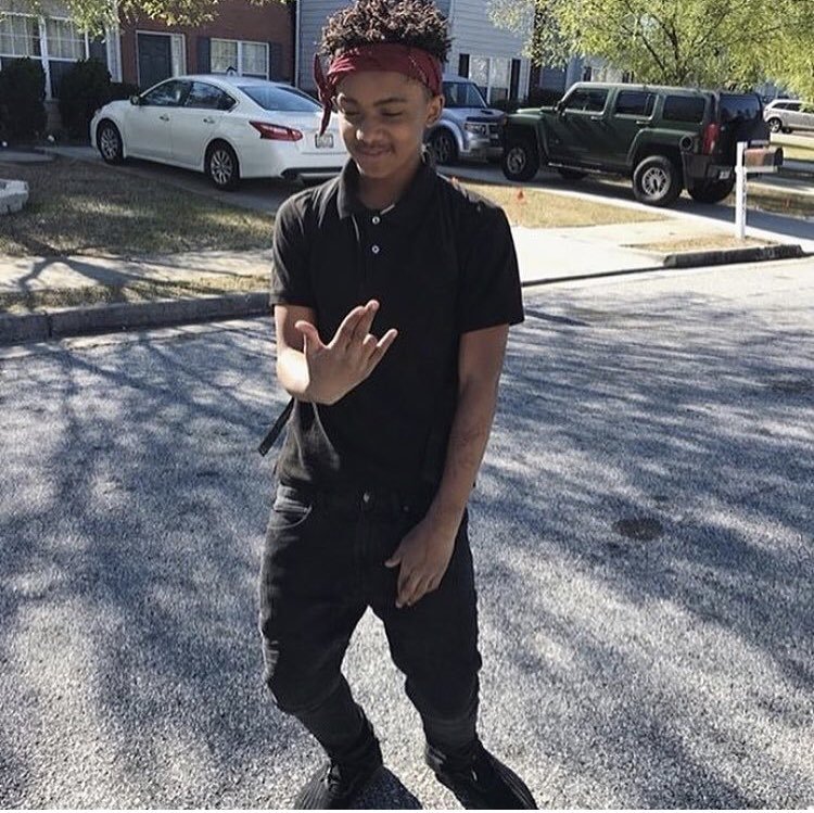 4EvaSolidRasta's tweet photo. #LLTONE Its a #ToneWorld Ya hea me ! 💪REST EASY LIL BRO WE STILL GOT YA ! https://t.co/e28q9tJbYE