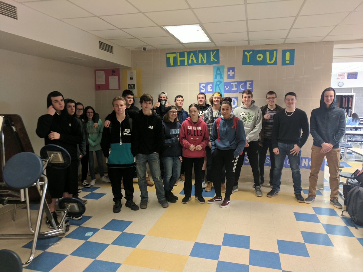 MrBakerQHS's tweet photo. It's Kindness Week here at QHS. Students in Mrs Pepper's and Mrs Merkosky's English class recognized our well deserved cafeteria staff!  Thank you for the posters, poems, and kind words! https://t.co/AwHe4duVMM
