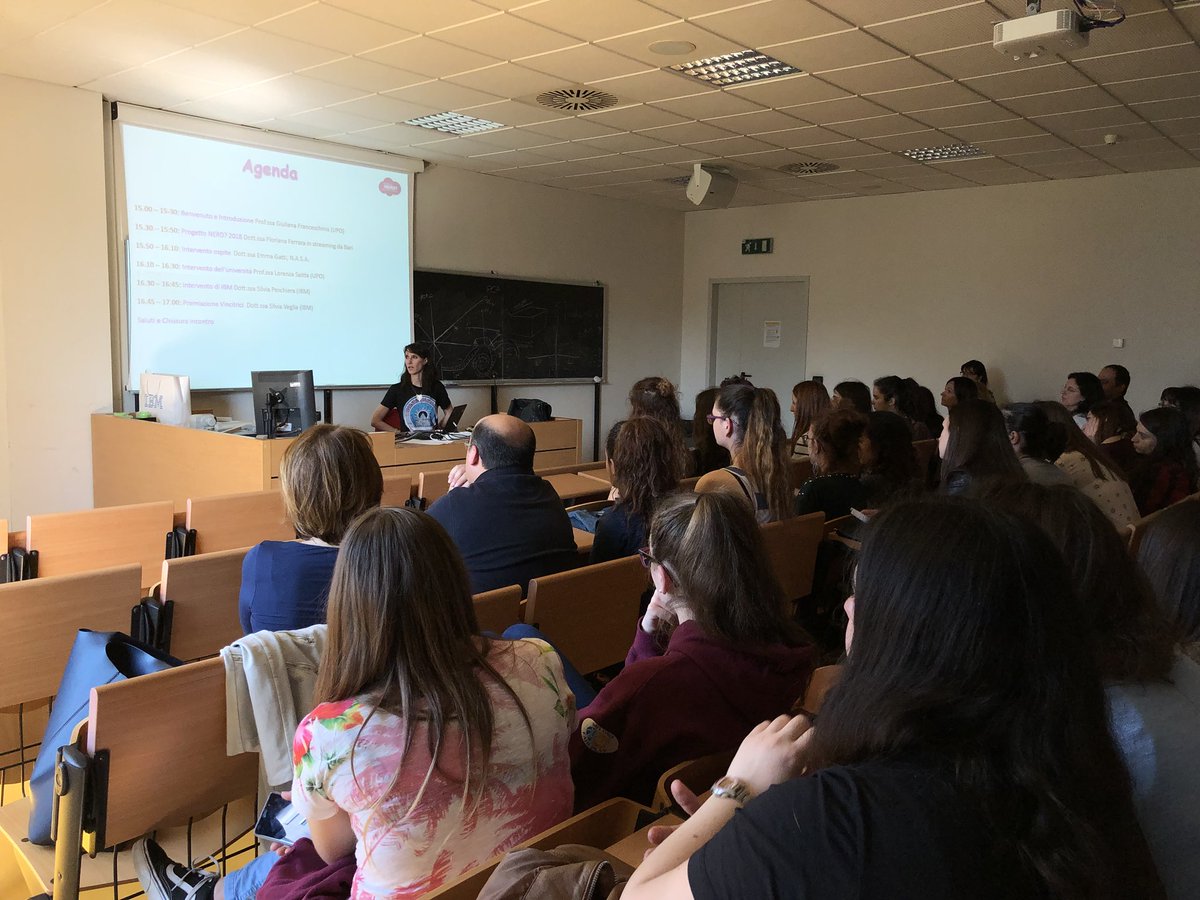 La dott.ssa <a href="/hemaghati/">Emma Gatti</a> racconta della sua esperienza presso i laboratori della <a href="/NASA/">NASA</a> e di come l’#informatica ha facilitato le sue ricerche dimostrando che essere una giovane #donna #STEM è possibile, anche in #Italia 🥇<a href="/IBMItalia/">IBM Italia</a> <a href="/UniAvogadro/">UPO - Università</a> 👩🏻‍💻👩🏼‍🔬👩🏽‍🔧👩🏽‍💼👩🏿‍🏫