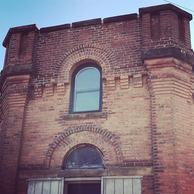 OfficialDMI's tweet photo. Scoping out buildings for our Secret City Tour on May 5th and were super excited! New spots coming at ya! Link for tickets in bio. #secretcity18 #dmistyle #downtownproud #rustbeltrevival #mansfieldproud https://t.co/t4LhFEyfB2