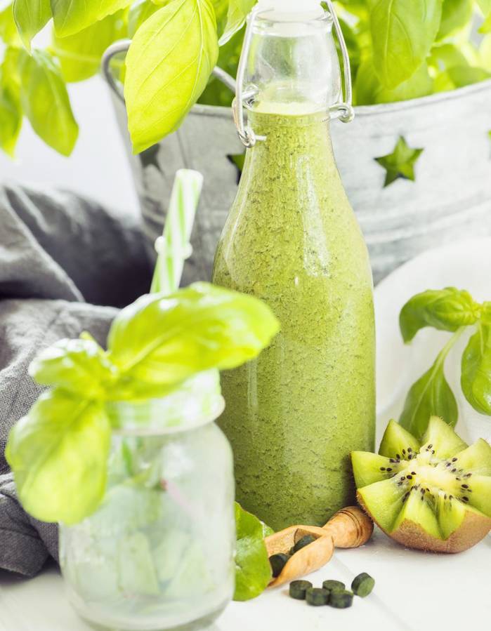 Super aliments : découvrez quels sont les super fruits qui nous boostent - Elle à Table #healthy #chlorella #nutrition #detox via <a href="/ELLEfrance/">ELLE</a> bit.ly/2vBkeZQ