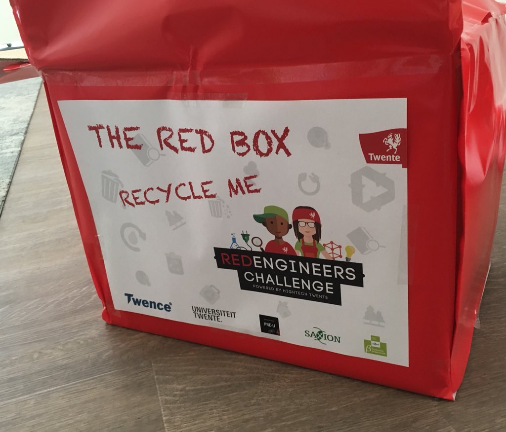 RED_engineers20's tweet photo. We zijn los! Een succesvolle &amp; inspirerende middag voor leerkrachten van verschillende basisscholen in #Twente! De komende weken gaan leerlingen aan het werk voor een betere toekomst: verbeter de wereld, kies voor #techniek! #REDEngineerschallenge @Saxion @UTwente @twencehengelo https://t.co/wJLBxbsU5y
