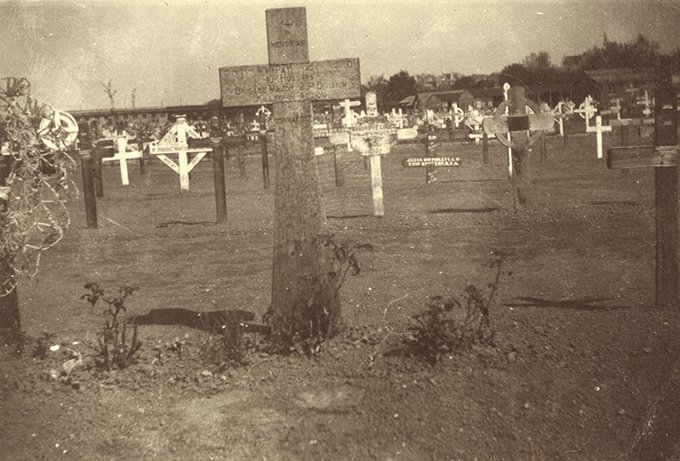 ww1ul's tweet photo. A letter from Major Miles Beevor to Ione Armstrong on 18 April 1918
https://t.co/5msi4n54tt https://t.co/PYRb1e9p4Q