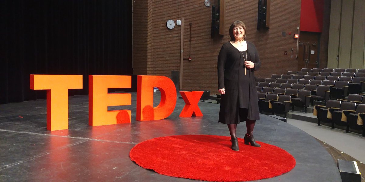 FergusonTutor's tweet photo. What an exciting Open-Mic #Audition night! A whole host of amazing speakers with fantastic #ideasworthsharing THANK YOU @TEDxEdina #livethedream #prepareforperformance https://t.co/kC2ceUh2Up